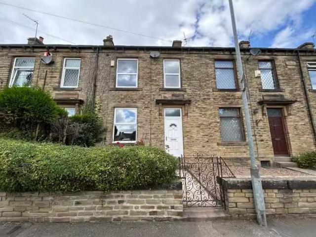 House for rent in Birkenshaw, West Yorkshire