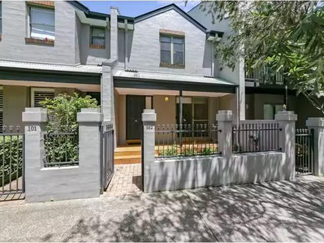 Condo for rent in Sydney, New South Wales
