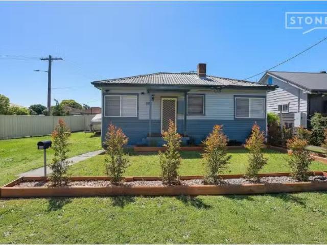 House for rent in Blacksmiths, Newcastle-Maitland