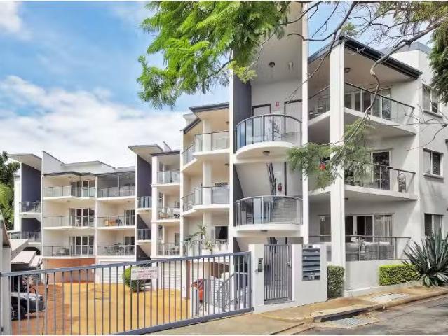 Apartment for rent in Toombul, Queensland