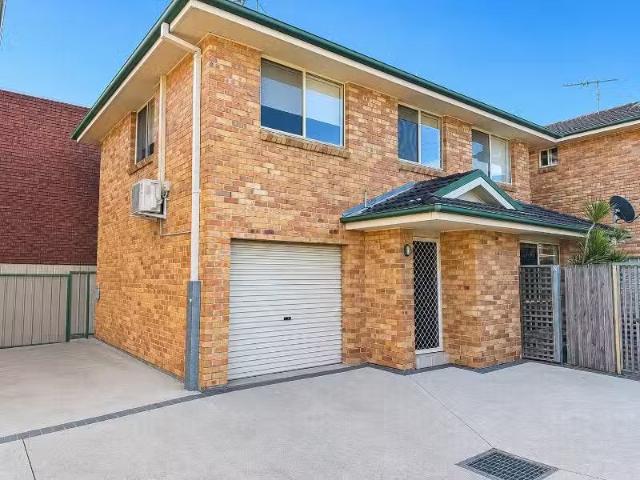 Condo for rent in Ambergate, New South Wales