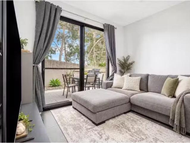 House for rent in Abbotsbury, Sydney