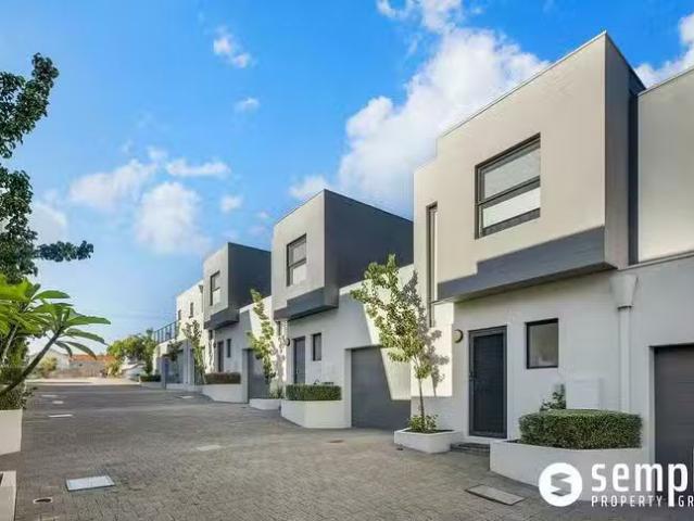 House for rent in Hamilton Hill, Western Australia