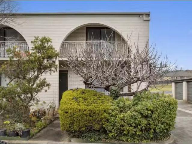 Condo for rent in Queanbeyan, New South Wales