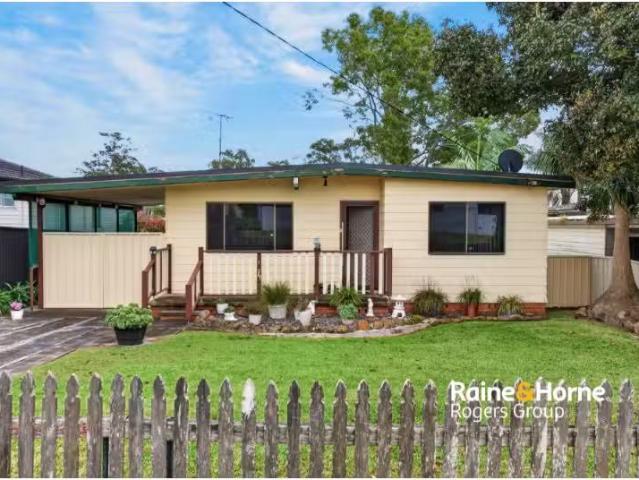 House for rent in Mannering Park, Central Coast Council