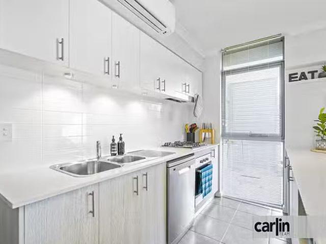 House for rent in Success, Western Australia