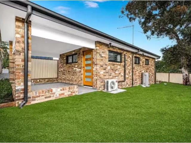 Apartment for rent in St Clair, Sydney