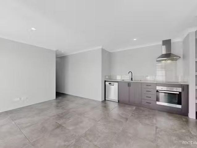 House for rent in Hilbert, Western Australia