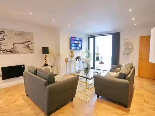 Apartment for rent in City Centre, Salford