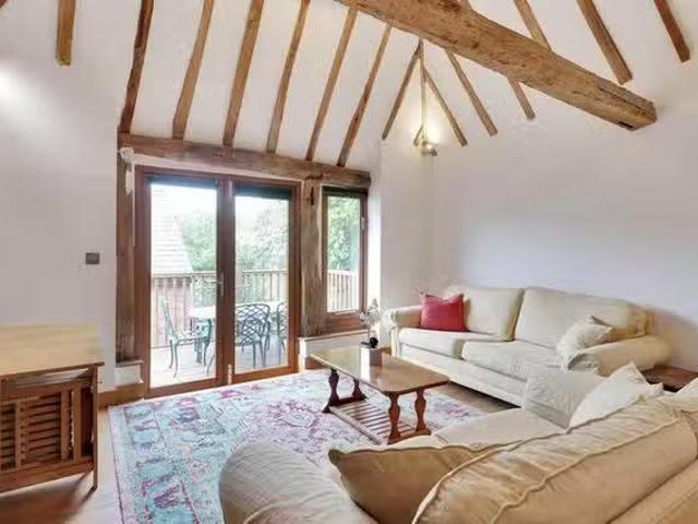 Apartment for rent in Sandown Park, Kent