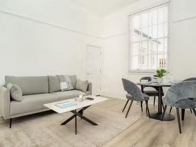 Apartment for rent in Ewens Farm, Golden Valley