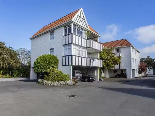 Apartment for rent in Merivale, Canterbury