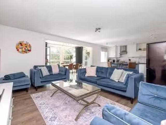Apartment for rent in Chesser, Slateford