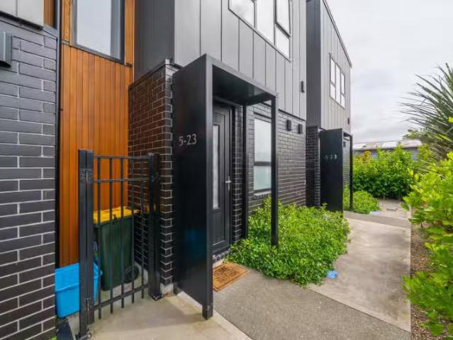 Apartment for rent in Days Bay, Wellington
