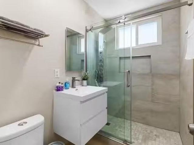 House for rent in Ontario
