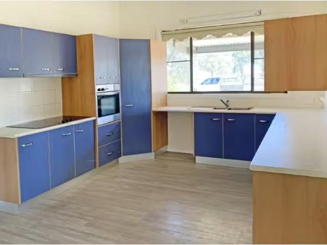House for rent in Peak Hill, New South Wales