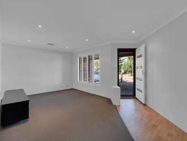 House for rent in Warnbro, Western Australia