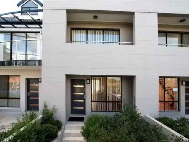 Condo for rent in Sydney, New South Wales