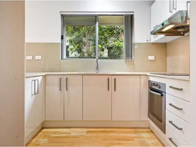 Condo for rent in Sydney, New South Wales