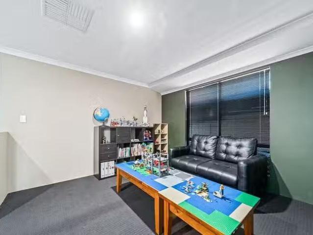 House for rent in Banksia Grove, Western Australia