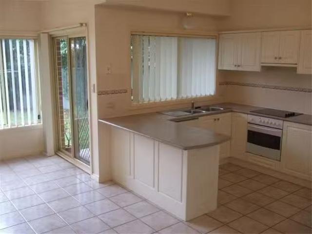 Condo for rent in Sydney, New South Wales
