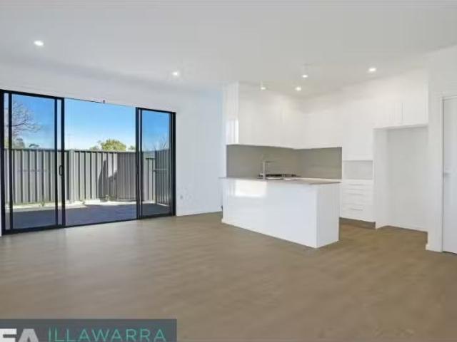 Condo for rent in Oak Flats Dc, New South Wales