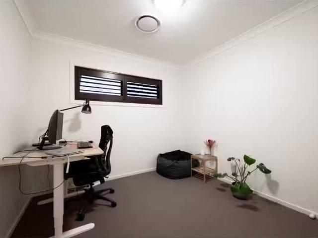 House for rent in Casey, Australian Capital Territory