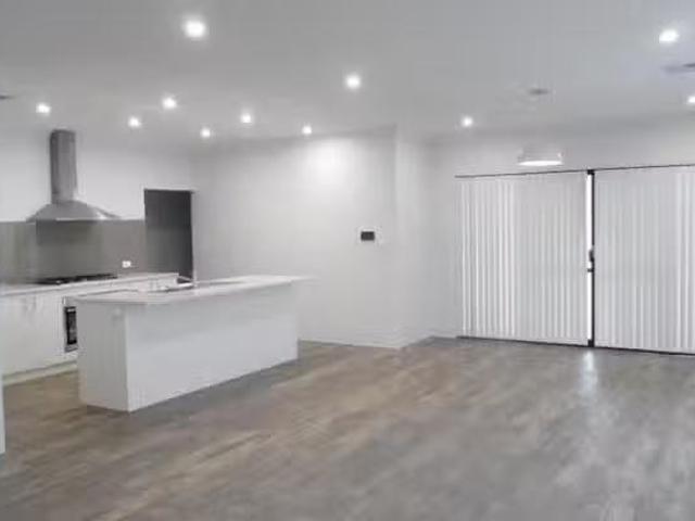 House for rent in Canning Vale, Western Australia