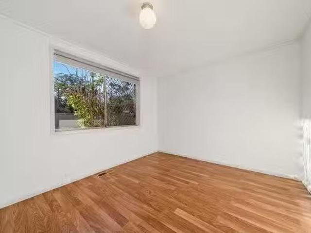 House for rent in Macquarie, Australian Capital Territory
