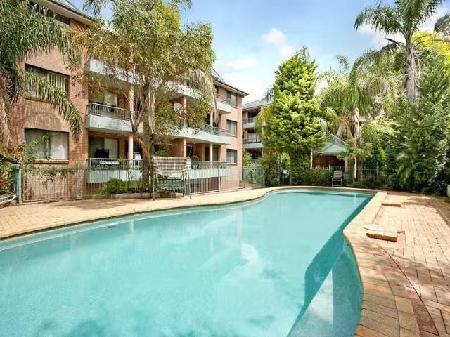 Apartment for rent in Rosehill, New South Wales