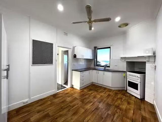 House for rent in Queenscliff, Victoria