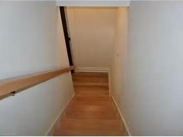 Apartment for rent in Ancaster, Ontario