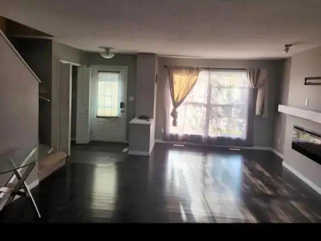 House for rent in Wedgewood, Alberta