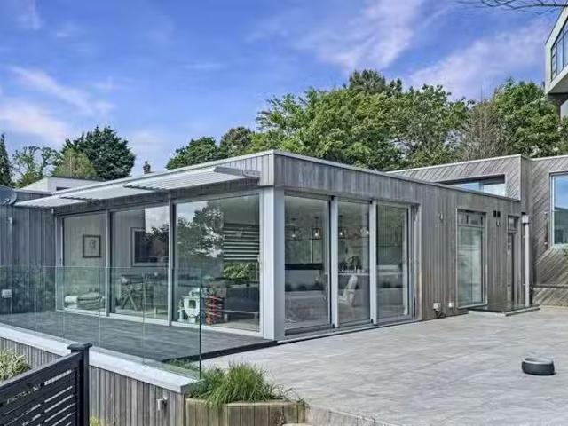 House for rent in Kenton, Greater London