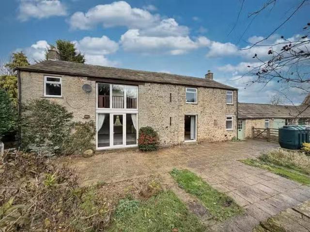 House for rent in Sutton, Eastbridge