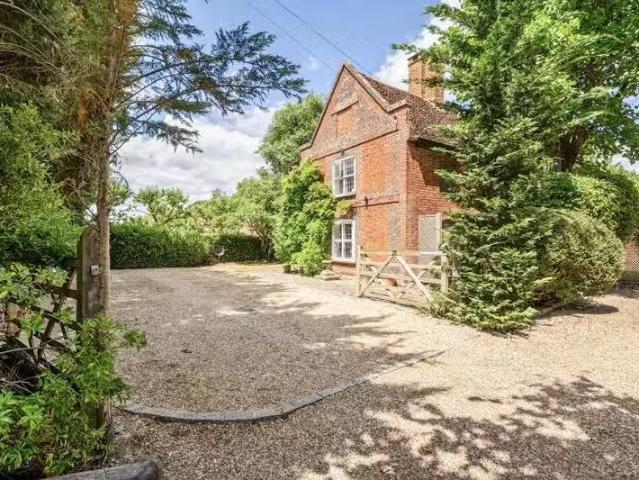 House for rent in Horsell, Woking