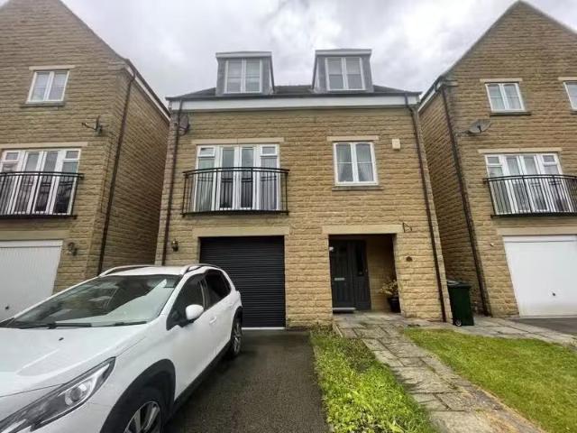 House for rent in Baildon