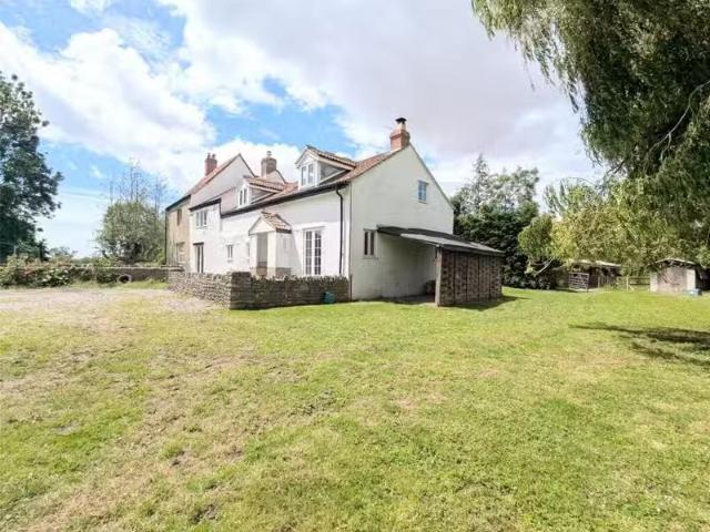 House for rent in Shepperdine, Oldbury-on-severn