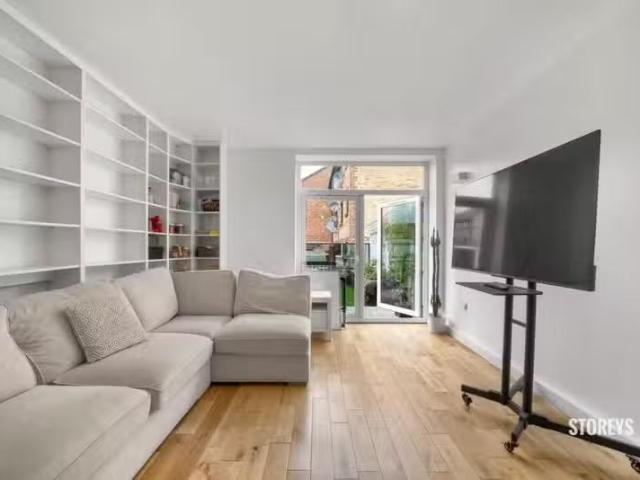 Apartment for rent in London Borough of Merton, Mitcham