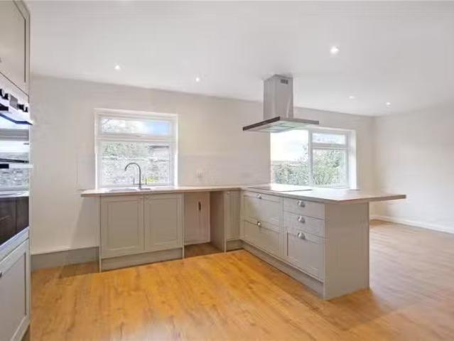 House for rent in Crossbush, Clapham