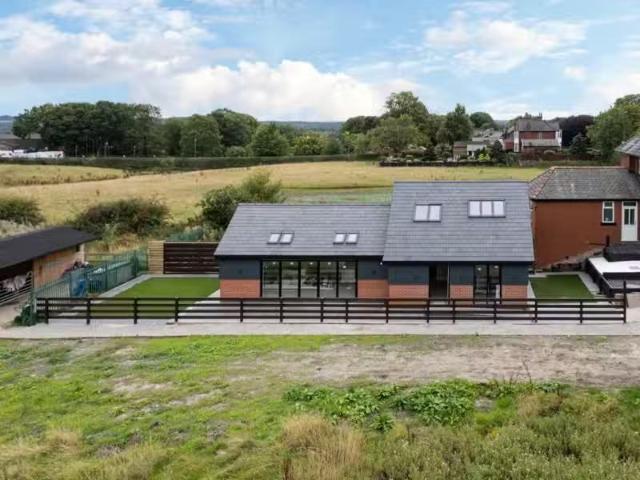 House for rent in Bury, Greater Manchester