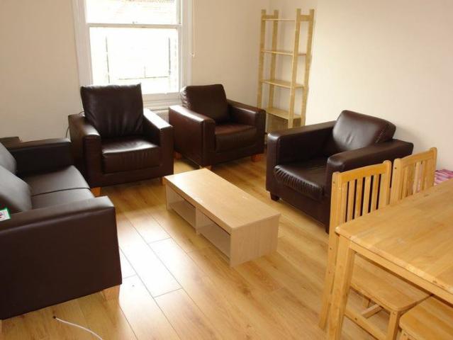 Apartment for rent in Stroud Green, Greater London