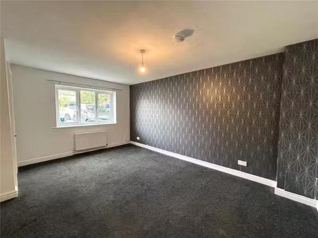 House for rent in Milnshaw, Backburn