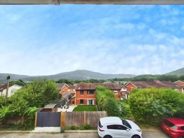 House for rent in Taffs Well, Wales