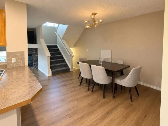 House for rent in Luxstone, Airdrie