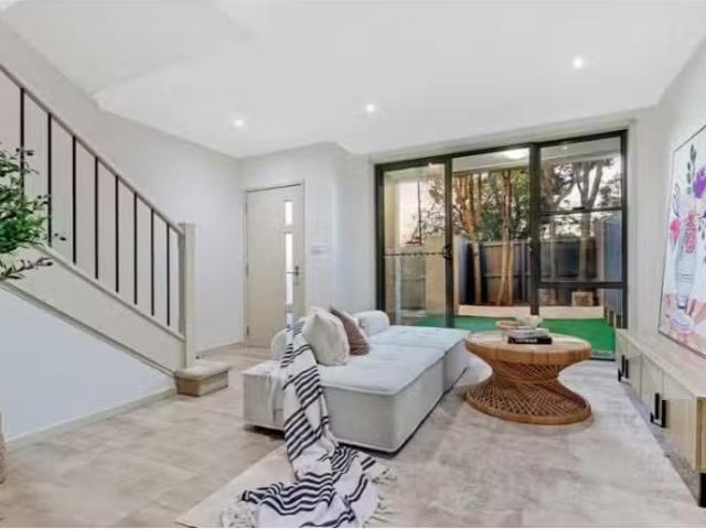 Condo for rent in Sydney, New South Wales