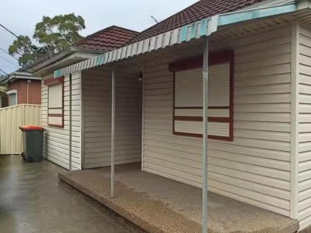 House for rent in Carramar, New South Wales