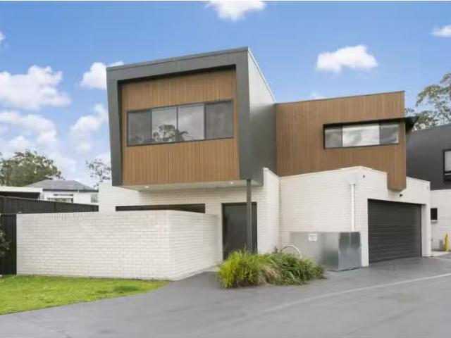 Condo for rent in Wollongong West, New South Wales