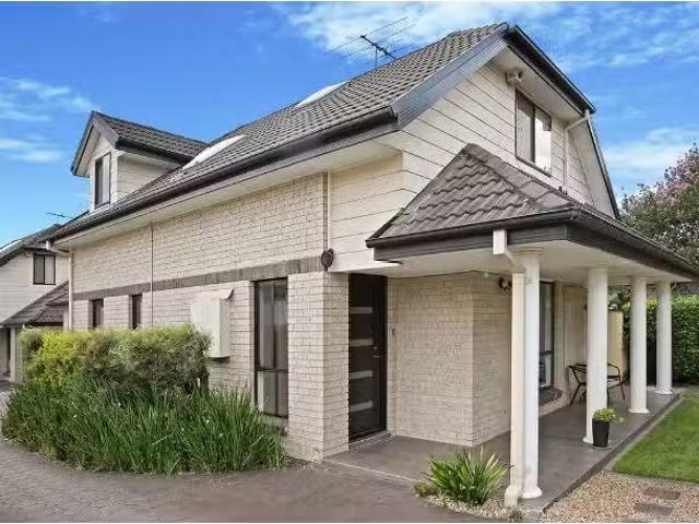 Condo for rent in Sydney, New South Wales