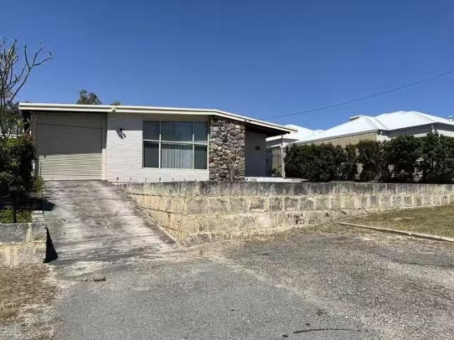 House for rent in Stirling, Western Australia